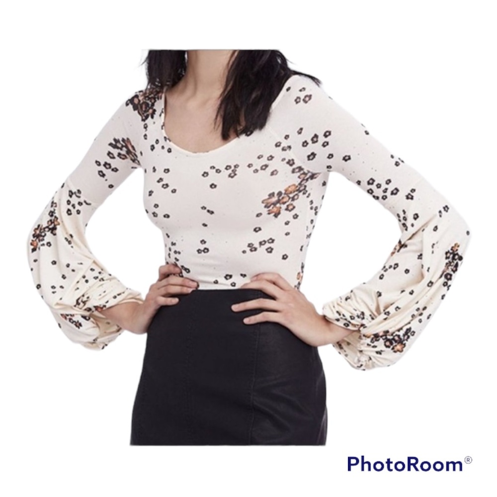 Free People Tea Combo floral top - Picture 9 of 15